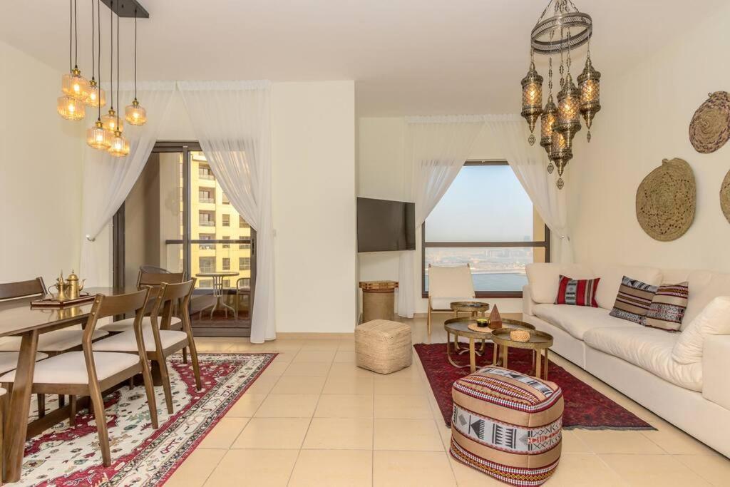 The Premium Jbr Sea View Luxury Suite Awarded "Traveller Award 2025" Dubai Exterior foto