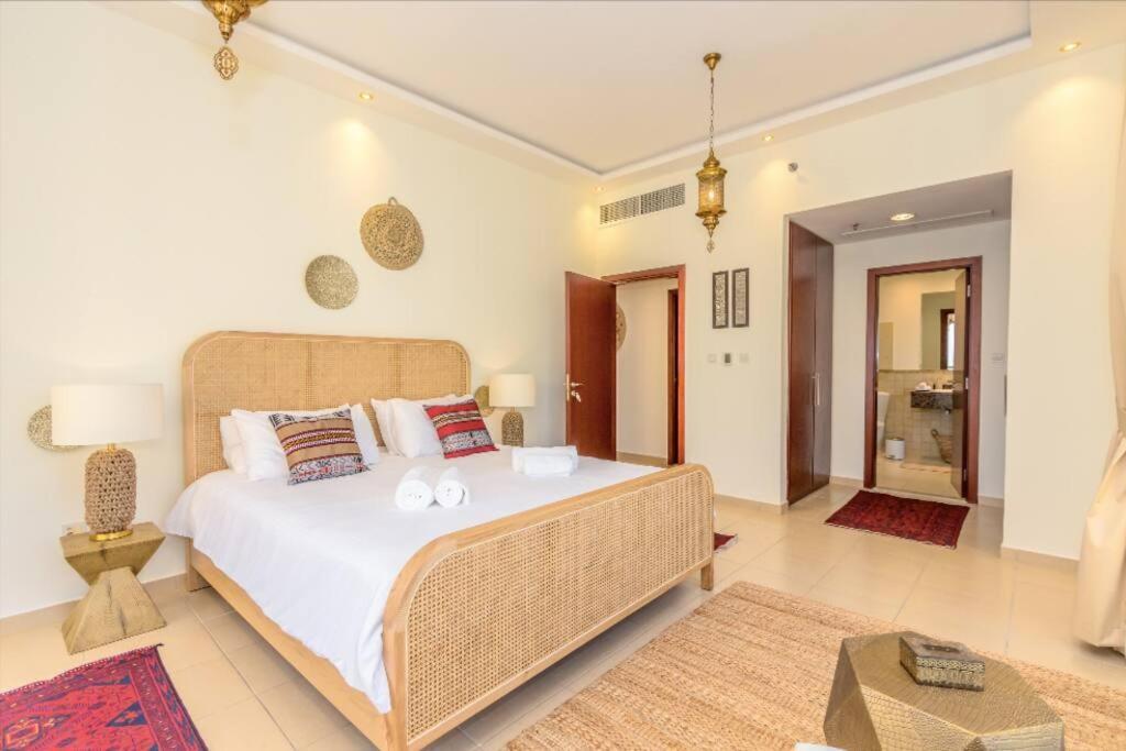 The Premium Jbr Sea View Luxury Suite Awarded "Traveller Award 2025" Dubai Exterior foto