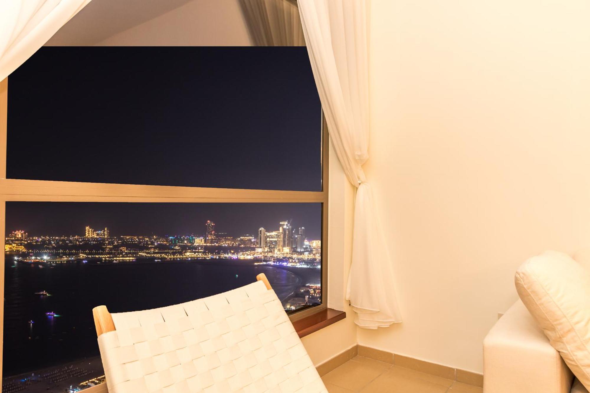The Premium Jbr Sea View Luxury Suite Awarded "Traveller Award 2025" Dubai Exterior foto