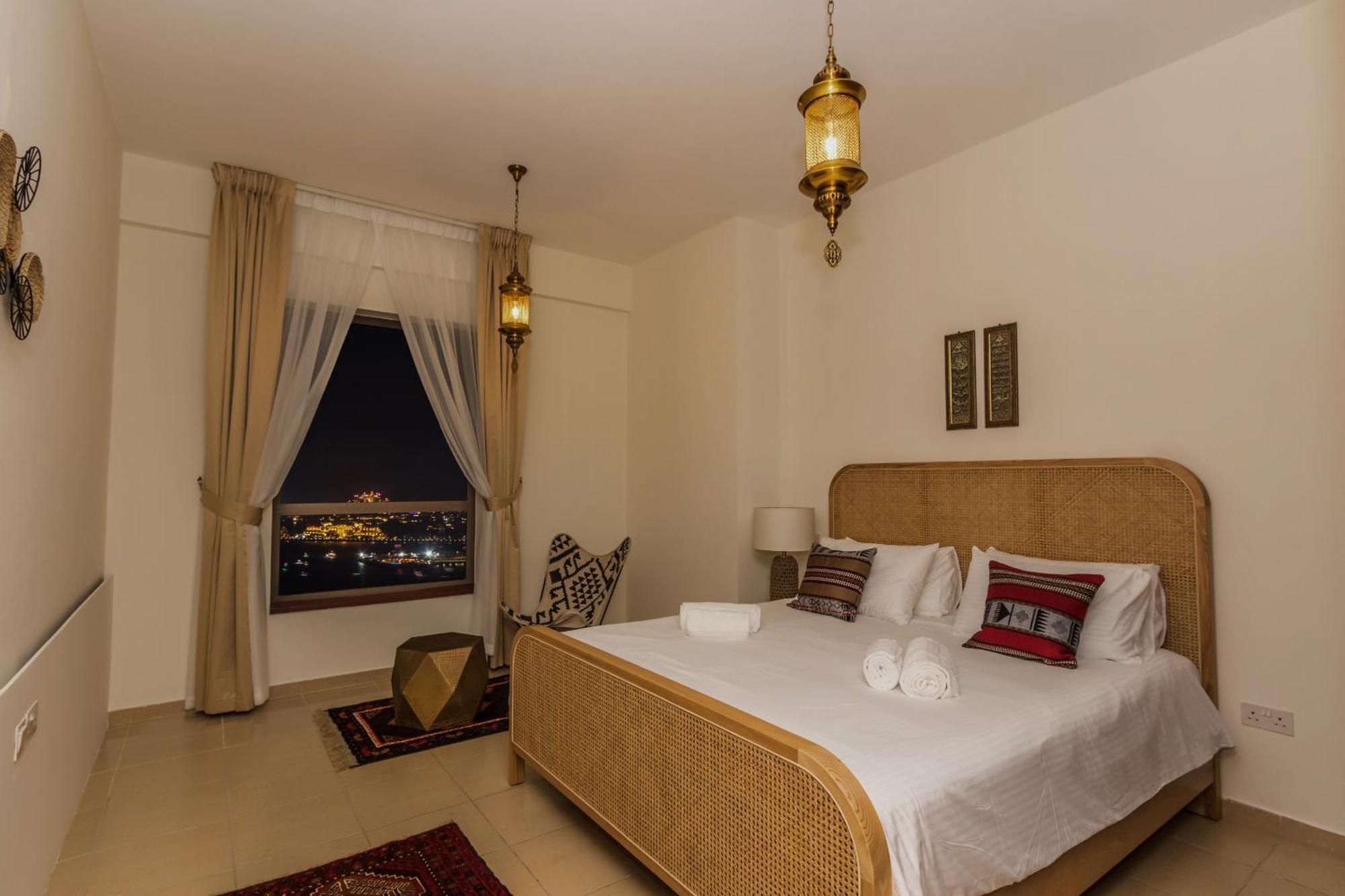 The Premium Jbr Sea View Luxury Suite Awarded "Traveller Award 2025" Dubai Exterior foto